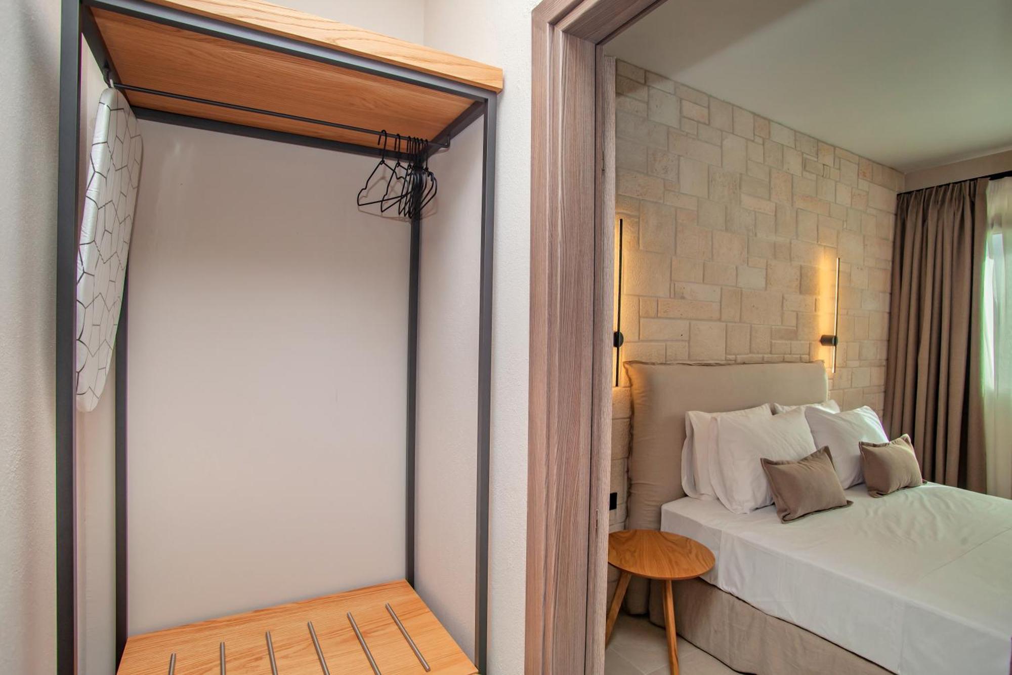 Kotinos Apartments Афитос Екстериор снимка