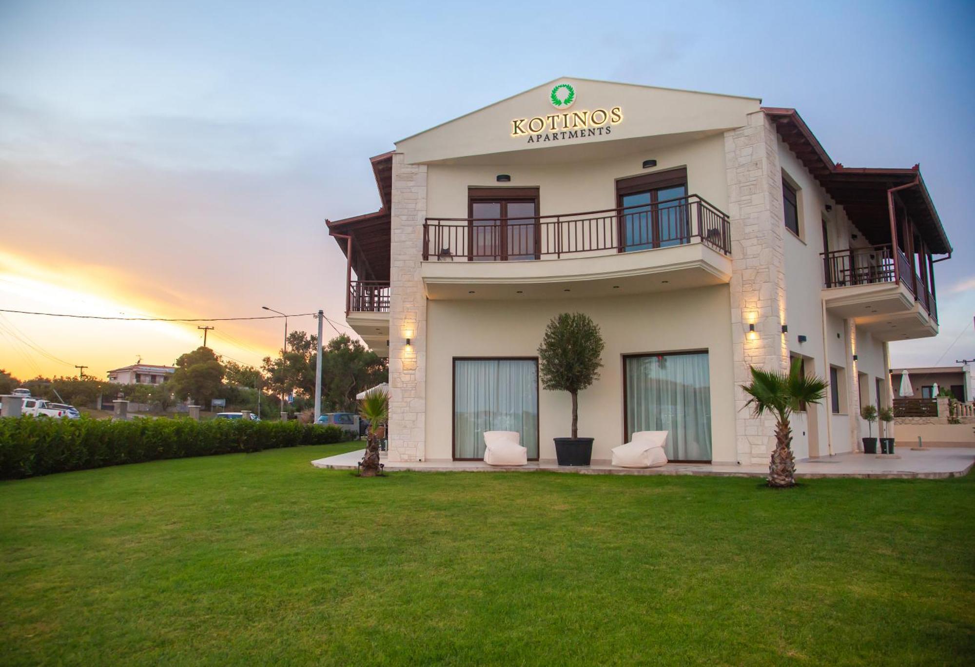 Kotinos Apartments Афитос Екстериор снимка