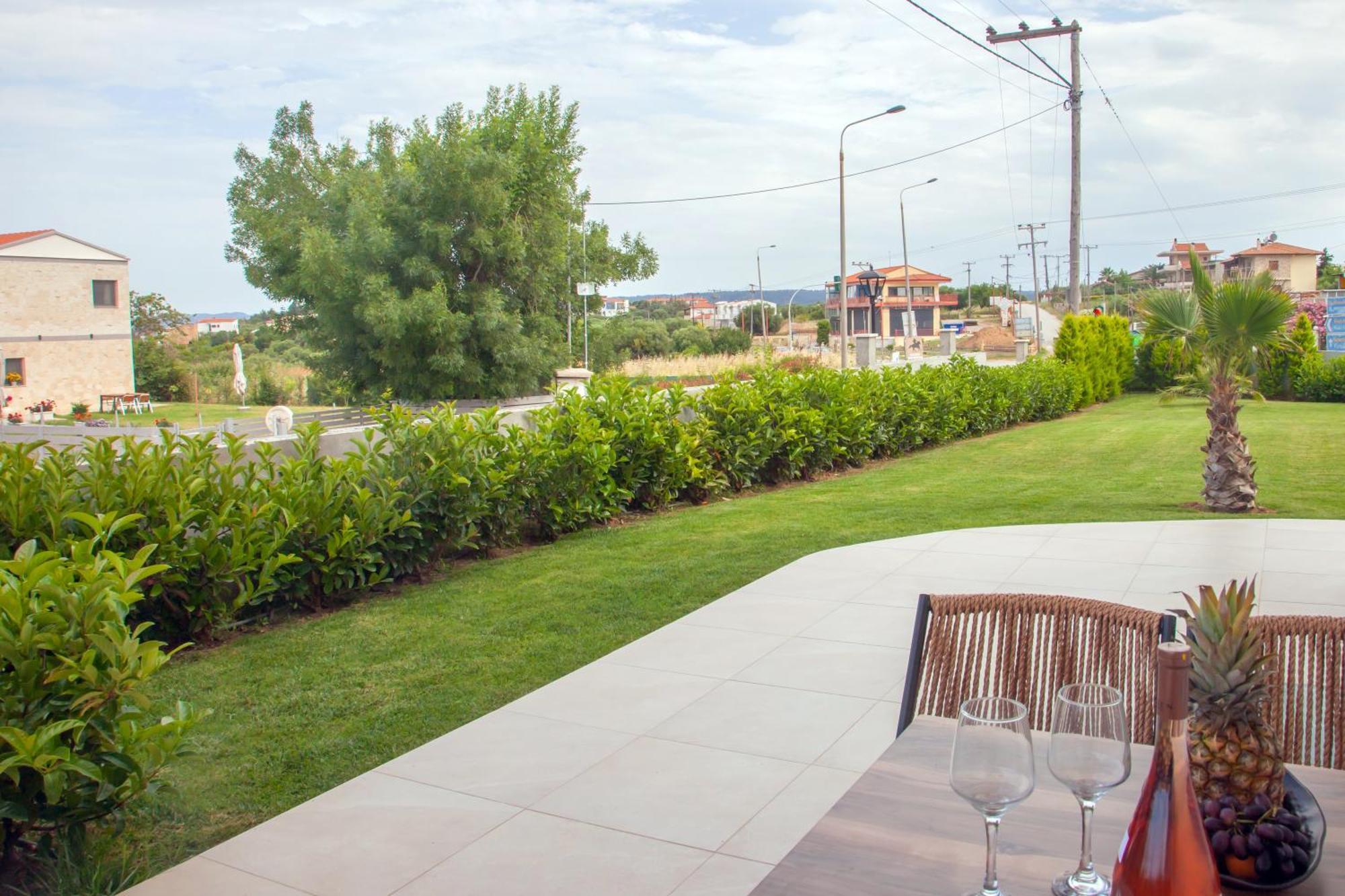 Kotinos Apartments Афитос Екстериор снимка